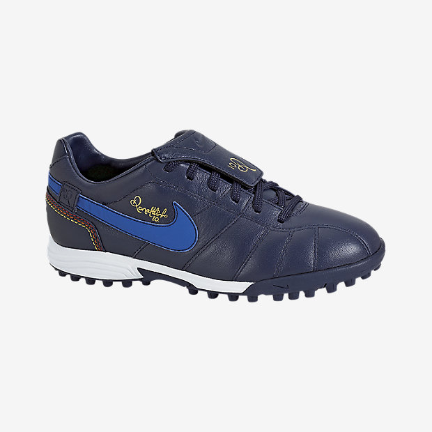 nike premier ronaldinho