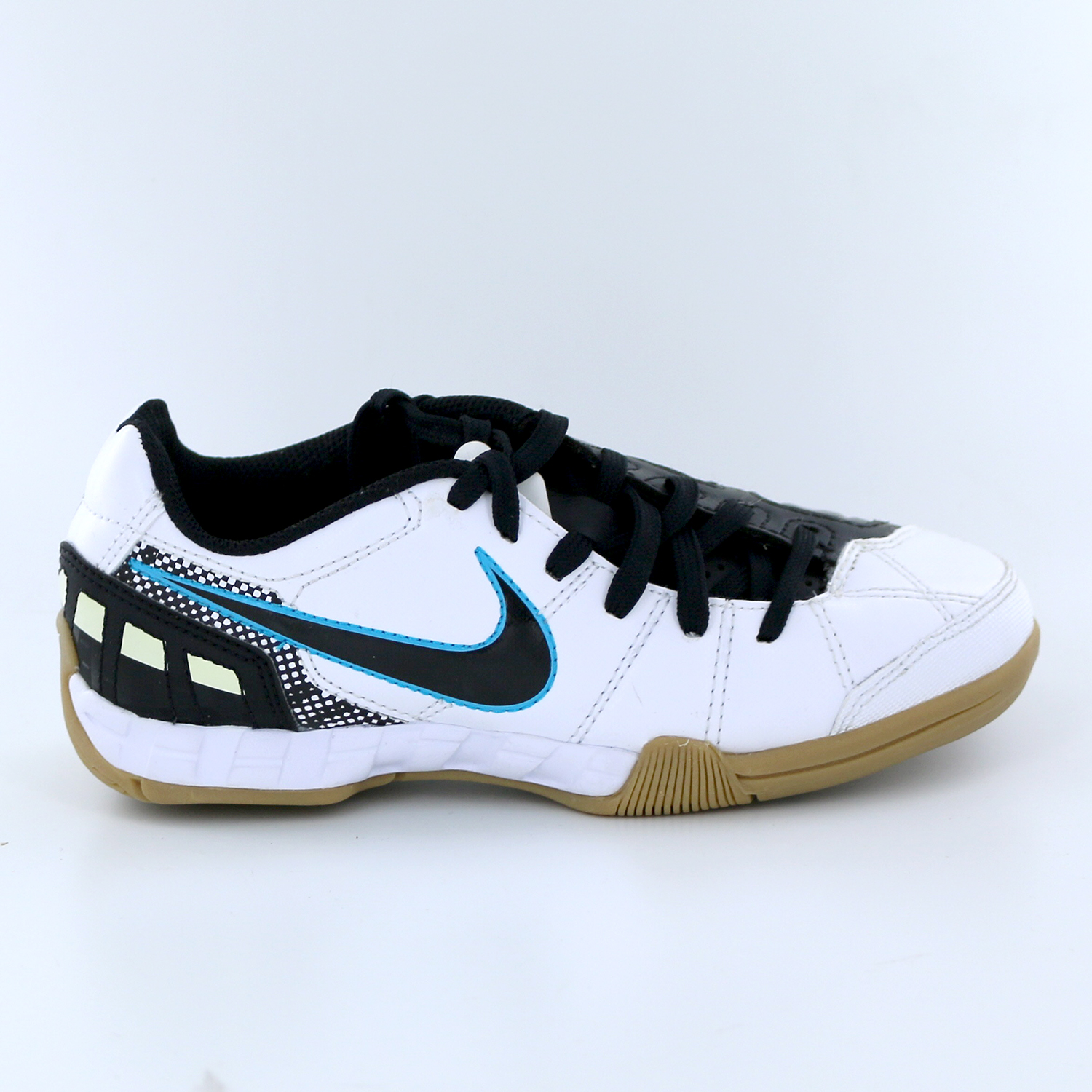nike total 90 2001
