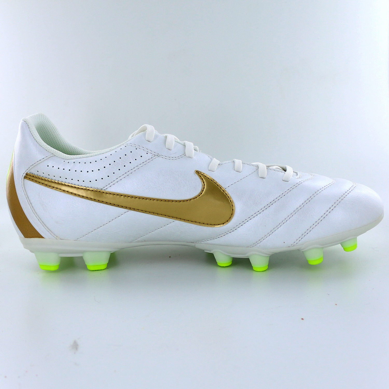 nike tiempo natural 4