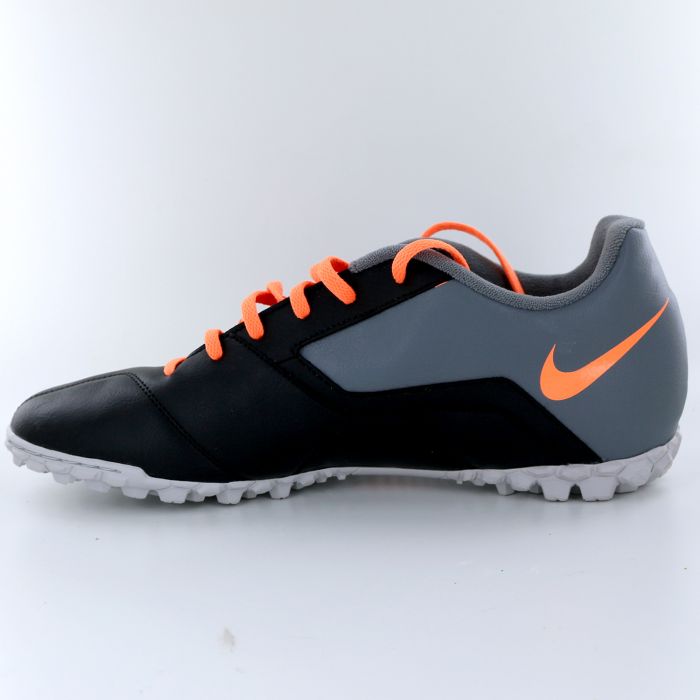 Nike hotsell bomba 2