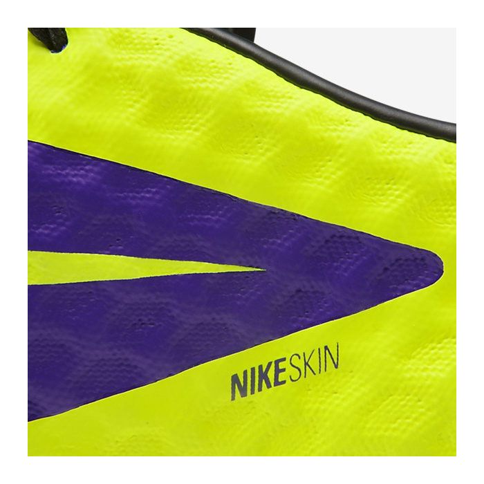 Nike hypervenom phantom purple top volt