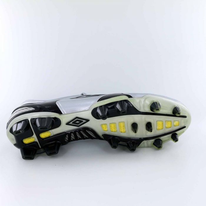 Umbro online stealth pro