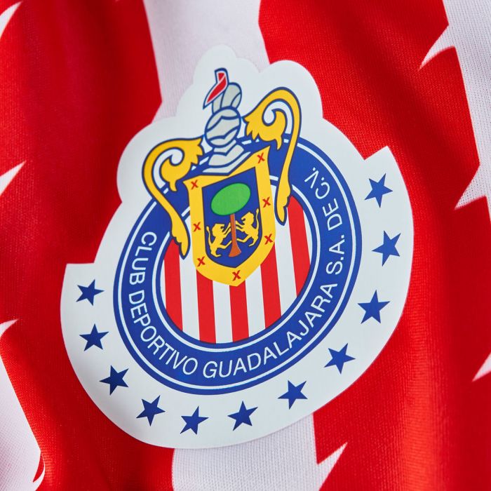 Chivas deals 2015 jersey