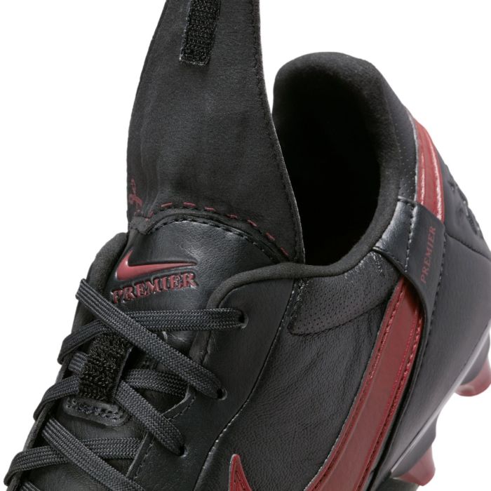 The Nike Premier 3 FG Blk Red