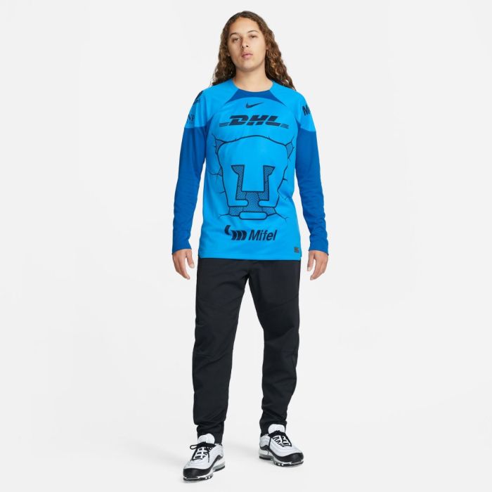 Pumas unam goalkeeper jersey deals