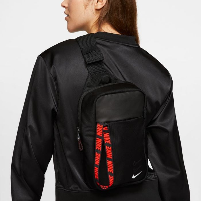 Nike advance shop
