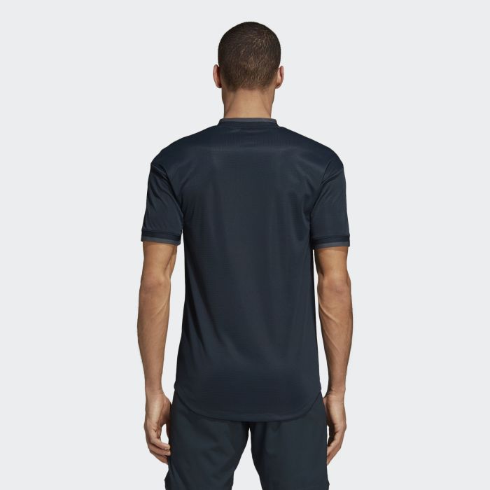 Real madrid clearance away jersey 2018