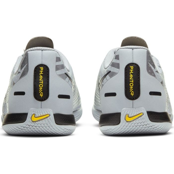 Nike Jr. Phantom Scorpion Academy IC