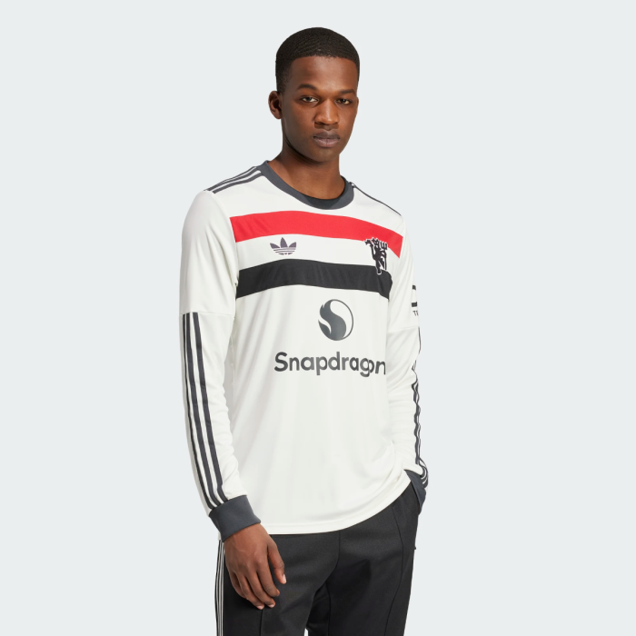 adidas Manchester United サッカー ユニフォーム adidas Manchester United FC Gear | adidas Vietnam