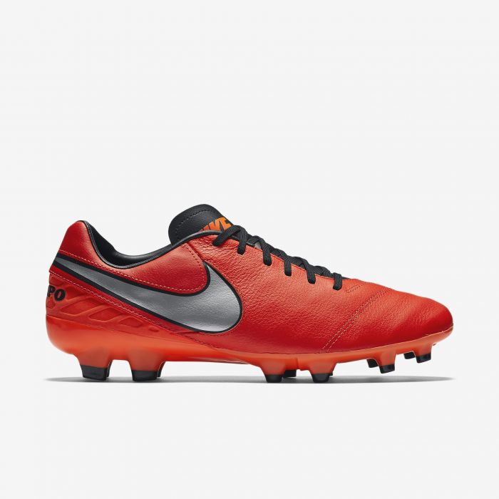 agrio Motivación bloquear Nike Tiempo Mystic V FG