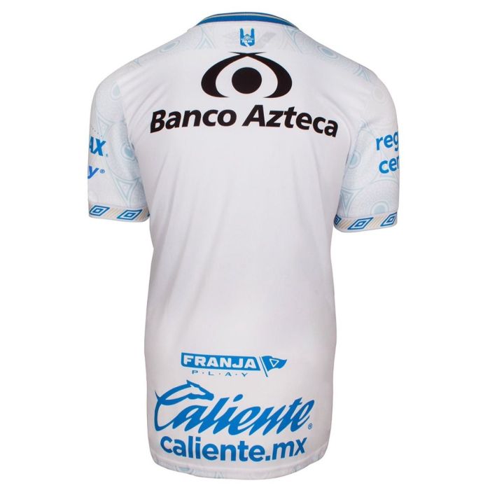 Umbro clearance azteca shorts