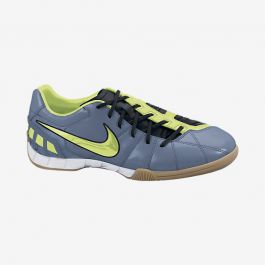 りょた NIKE TOTAL 90 SHOOT Ⅱ IC トータル90 りょた様専用 NIKE TOTAL 90 SHOOT Ⅱ IC トータル90 - メルカリ