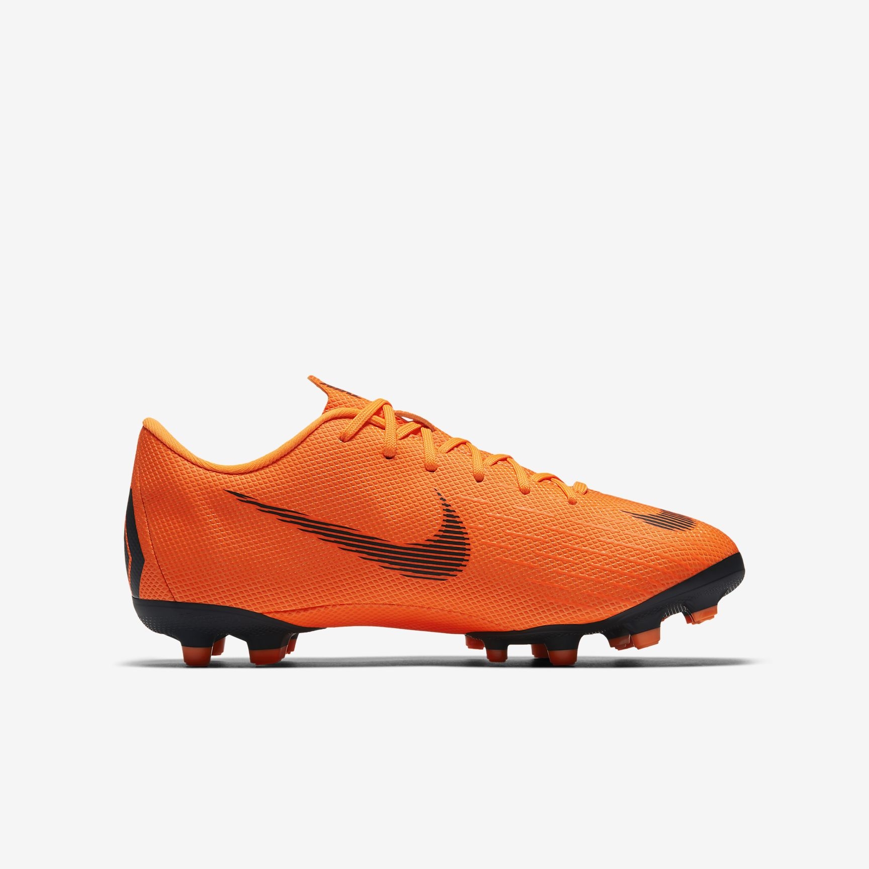 vapor 12 academy nike