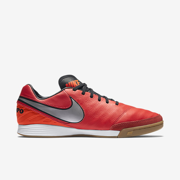 nike tiempo mystic v ic